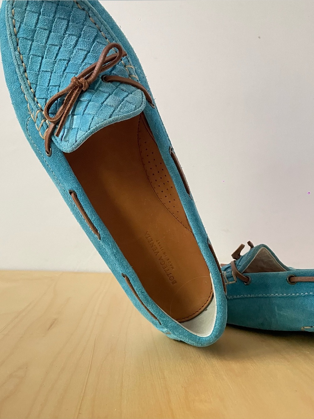 Bottega Veneta Intrecciato Suede Bow Loafers | EU 39 - Picture 9 of 11